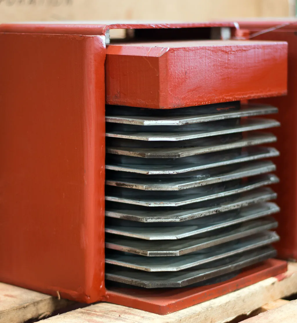 Slack adjuster assembly for freight wagon braking system