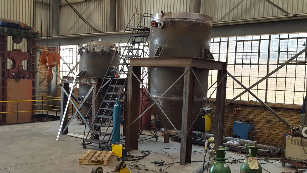 Fabricated industrial silos